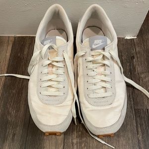Nike Daybreak Sneakers in White/Ivory